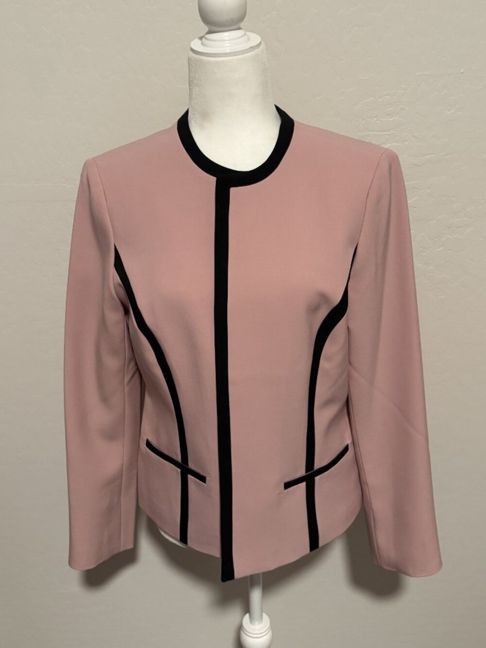 Black label by Evan - Picone Jacket. Blush gold/Black. Size 8. NWT.